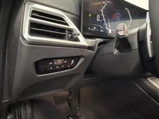BMW 3 Series 2025 AWD 330i xDrive 4dr Sedan