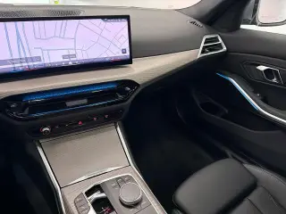 BMW 3 Series 2025 AWD 330i xDrive 4dr Sedan
