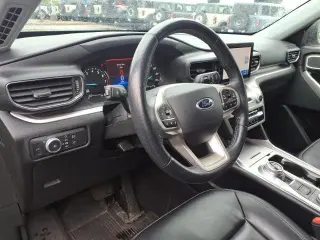 Ford Explorer 2021 AWD XLT 4dr SUV
