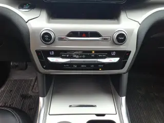 Ford Explorer 2021 AWD XLT 4dr SUV