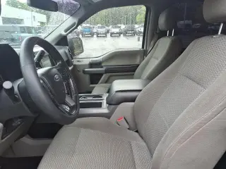 Ford F-150 2017 4x4 XLT 4dr SuperCrew 5.5 ft. SB