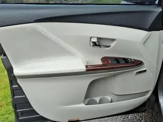 Toyota Venza 2011 FWD V6 4dr Crossover