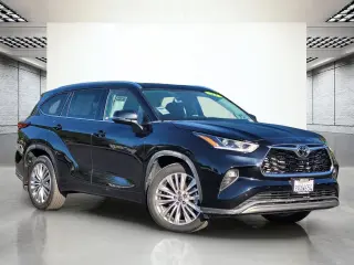 Toyota Highlander 2022 AWD Platinum 4dr SUV