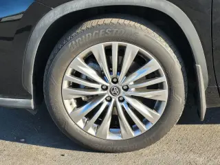 Toyota Highlander 2022 AWD Platinum 4dr SUV