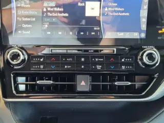 Toyota Highlander 2022 AWD Platinum 4dr SUV