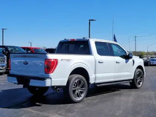 Ford F-150 2022 4x4 XLT 4dr SuperCrew 5.5 ft. SB