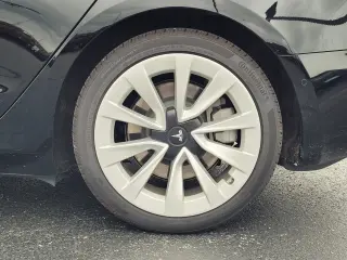 Tesla Model 3 2022 AWD Long Range 4dr Sedan