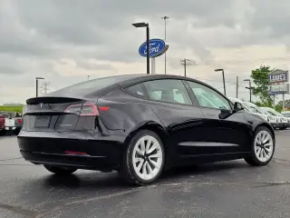 Tesla Model 3 2022 AWD Long Range 4dr Sedan