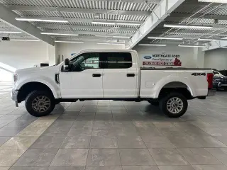 Ford F-250 Super Duty 2018 4x4 XLT 4dr Crew Cab 6.8 ft. SB Pickup