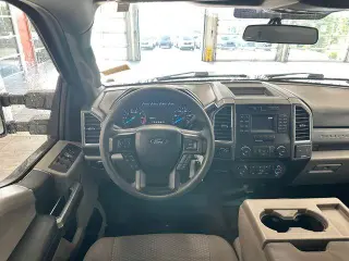Ford F-250 Super Duty 2018 4x4 XLT 4dr Crew Cab 6.8 ft. SB Pickup