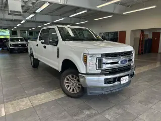 Ford F-250 Super Duty 2018 4x4 XLT 4dr Crew Cab 6.8 ft. SB Pickup