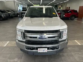 Ford F-250 Super Duty 2018 4x4 XLT 4dr Crew Cab 6.8 ft. SB Pickup