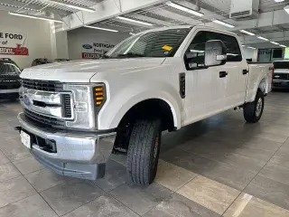 Ford F-250 Super Duty 2018 4x4 XLT 4dr Crew Cab 6.8 ft. SB Pickup