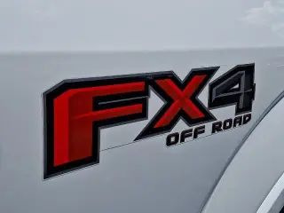 Ford F-150 2018 4x4 Lariat 4dr SuperCrew 5.5 ft. SB