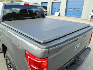 Ford F-150 2023 4x4 XLT 4dr SuperCrew 5.5 ft. SB
