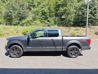 Ford F-150 2018 4x4 Lariat 4dr SuperCrew 5.5 ft. SB