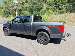 Ford F-150 2018 4x4 Lariat 4dr SuperCrew 5.5 ft. SB