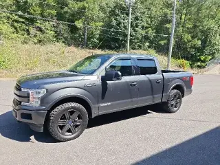 Ford F-150 2018 4x4 Lariat 4dr SuperCrew 5.5 ft. SB