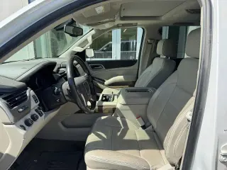 GMC Yukon XL 2019 4x4 Denali 4dr SUV