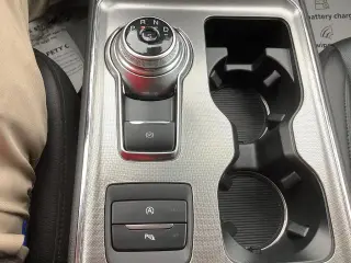 Ford Edge 2022 AWD Titanium 4dr Crossover