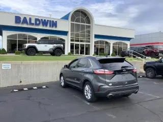 Ford Edge 2022 AWD Titanium 4dr Crossover