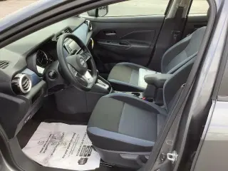 Nissan Versa 2025 SV 4dr Sedan
