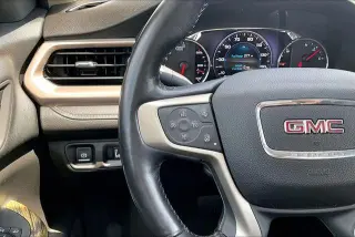 GMC Acadia 2018 Denali 4dr SUV