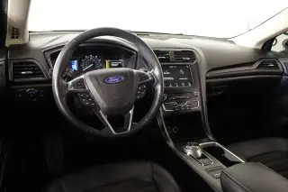 Ford Fusion 2018 SE 4dr Sedan