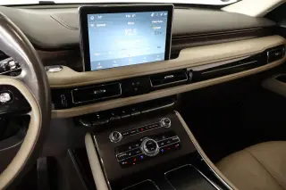 Lincoln Aviator 2022 AWD Reserve 4dr SUV