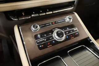 Lincoln Aviator 2022 AWD Reserve 4dr SUV