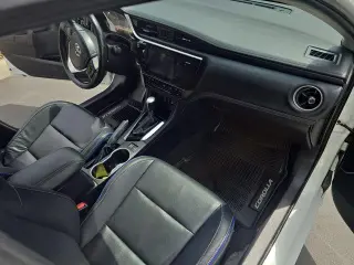 Toyota Corolla 2017 XSE 4dr Sedan