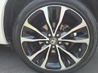 Toyota Corolla 2017 XSE 4dr Sedan