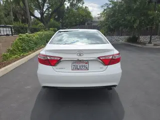 Toyota Camry 2017 SE 4dr Sedan