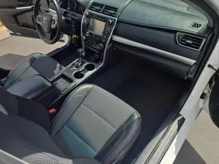 Toyota Camry 2017 SE 4dr Sedan
