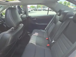 Toyota Camry 2017 SE 4dr Sedan