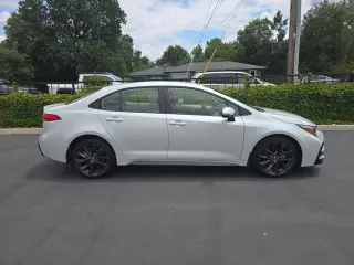 Toyota Corolla 2023 SE 4dr Sedan