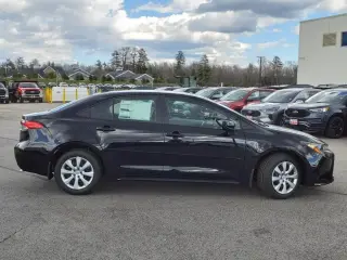 Toyota Corolla 2024 LE 4dr Sedan