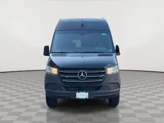 Mercedes-Benz Sprinter 2019 4x2 2500 3dr 170 in. WB High Roof Cargo Van (3.0L V6)