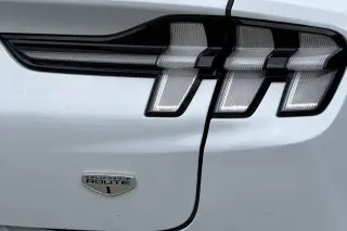 Ford Mustang Mach-E 2022 AWD California Route 1 4dr SUV
