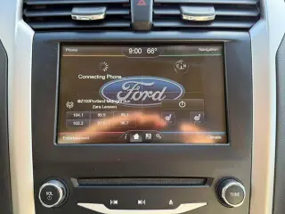Ford Fusion Hybrid 2014 SE 4dr Sedan