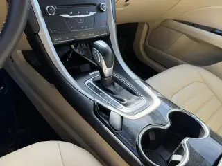 Ford Fusion Hybrid 2014 SE 4dr Sedan