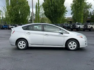 Toyota Prius 2011 Two 4dr Hatchback