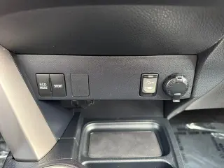 Toyota RAV4 2017 AWD LE 4dr SUV