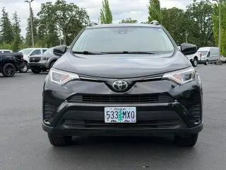 Toyota RAV4 2017 AWD LE 4dr SUV