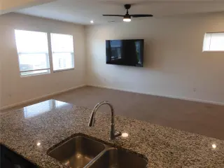 Propiedad en alquiler con 3 habitaciones y 2.5 baños en Union