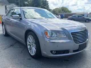 2014 Chrysler 300 C