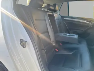 2018 Volkswagen Golf TSI SE