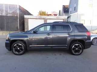 2017 GMC Terrain SLE-2