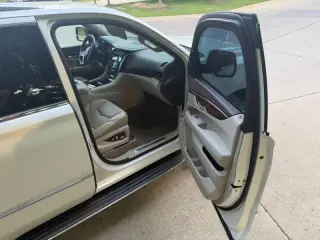 2015 Cadillac Escalade Luxury