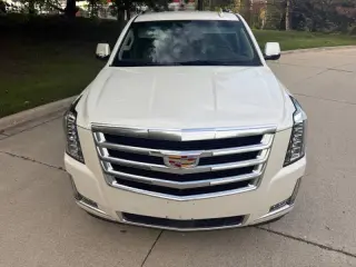 2015 Cadillac Escalade Luxury